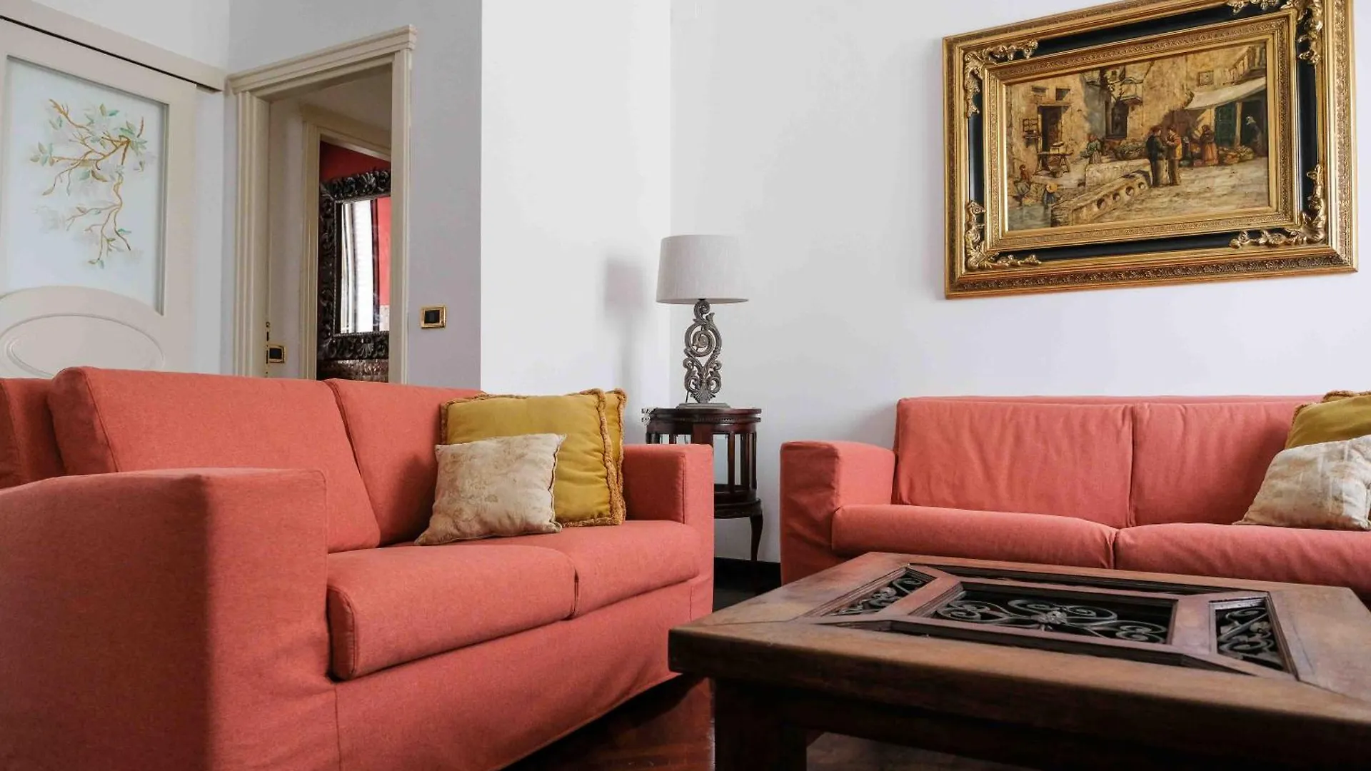 Appartamento Di Pregio Al Centro Palermo 0*,