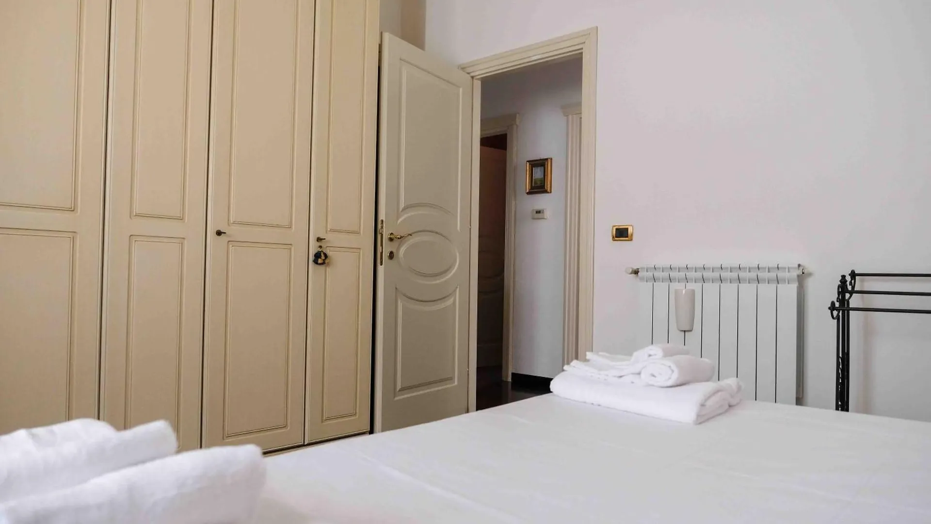 Appartamento Di Pregio Al Centro Palermo Apartment
